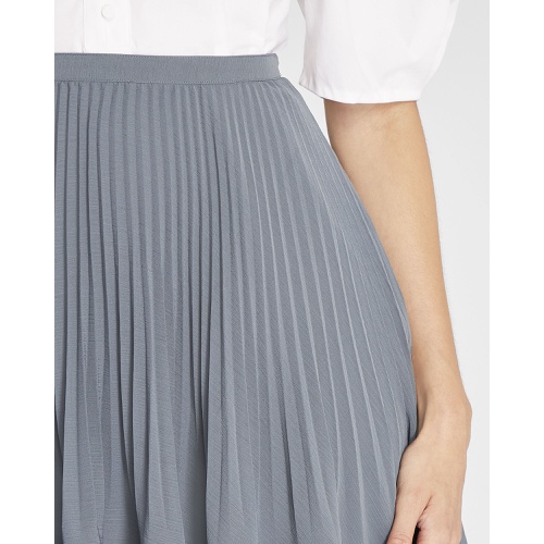 클럽모나코 Pleated Short Skirt