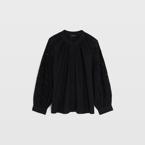 클럽모나코 Eyelet Sleeve Top