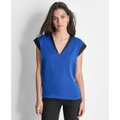 Womens Sleeveless V-Neck Blouse