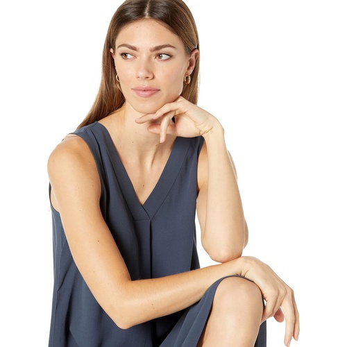  Eileen Fisher V-Neck Knee Length Dress in Silk Georgette Crepe