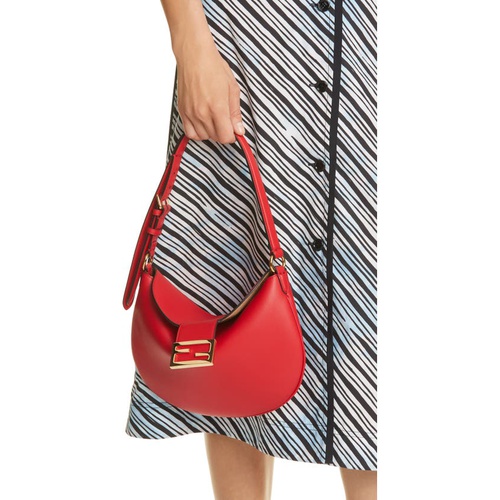 펜디 Fendi Small Croissant Leather Hobo_ROSSO CARDINALE