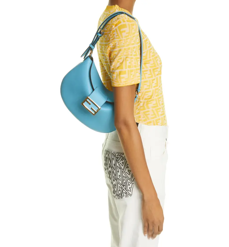 펜디 Fendi Small Croissant Leather Hobo_CYBER BLU OS