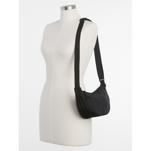 갭 GapFit Nylon Cross-Body Bag