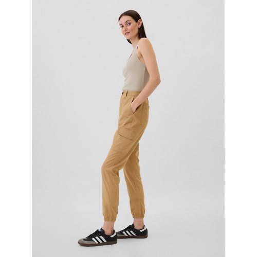 갭 Girlfriend Khaki Cargo Joggers