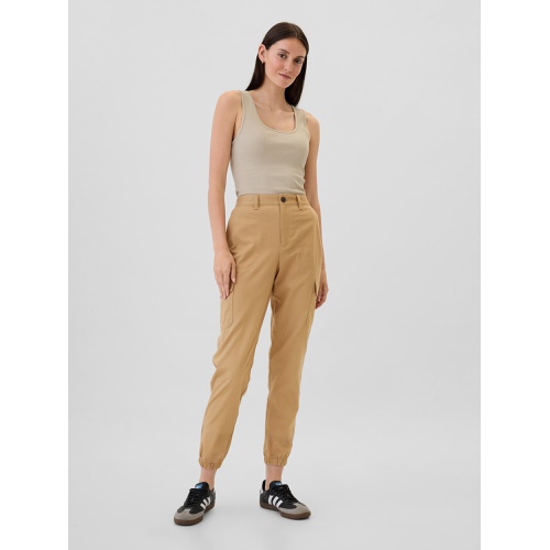 갭 Girlfriend Khaki Cargo Joggers