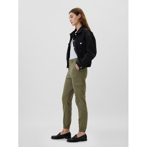 갭 Girlfriend Khaki Cargo Joggers