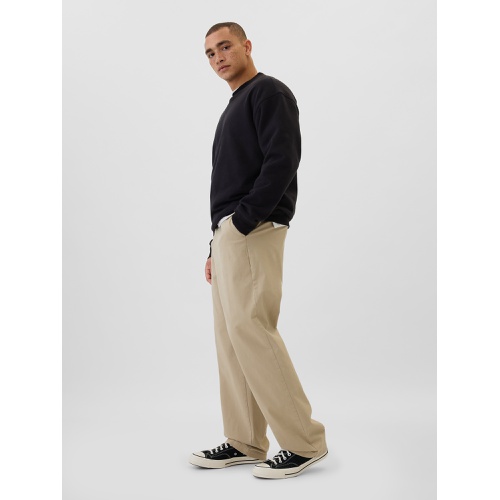 갭 GapFlex Essential Khakis in Baggy Fit
