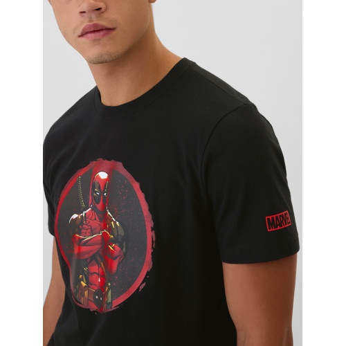 갭 Marvel Deadpool Graphic T-Shirt