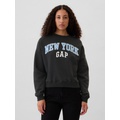 Oversized Gap Graphic Sweatshirt