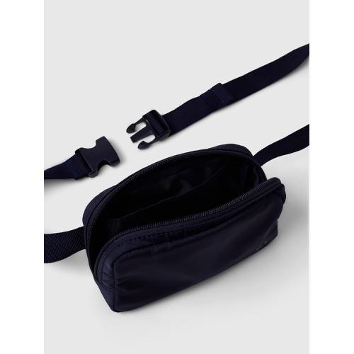 갭 GapFit 100% Recycled Belt Bag