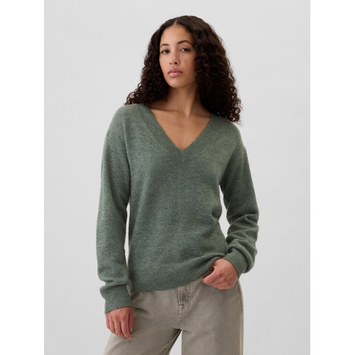 갭 Relaxed V-Neck Sweater