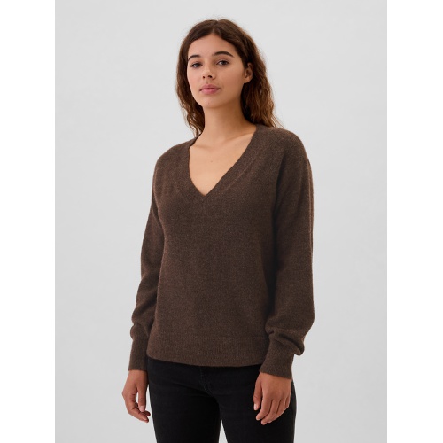 갭 Relaxed V-Neck Sweater