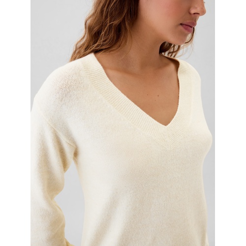 갭 Relaxed V-Neck Sweater