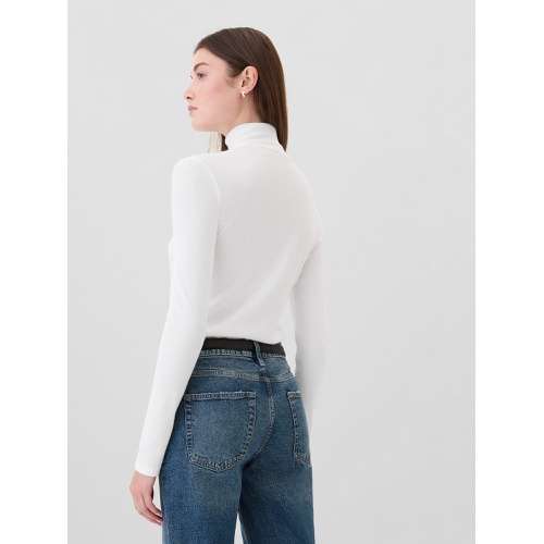 갭 Ribbed Turtleneck T-Shirt