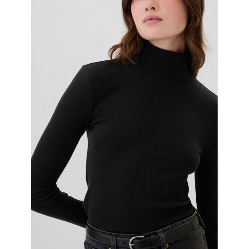 갭 Ribbed Turtleneck T-Shirt