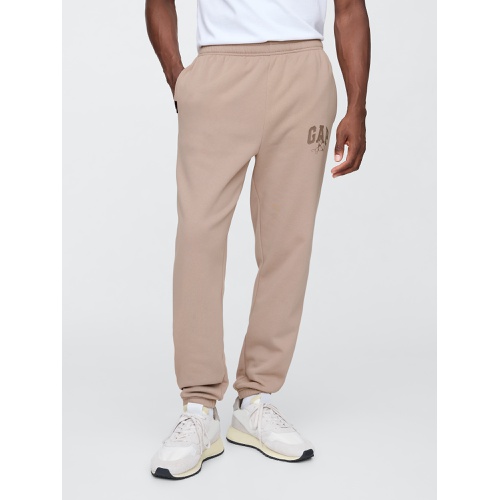 갭 Disney Relaxed Gap Logo Joggers