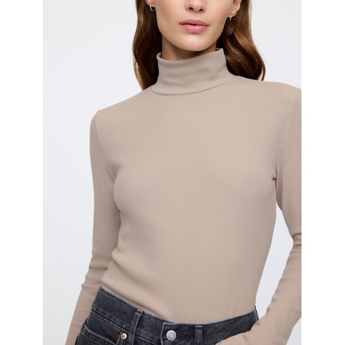 갭 Ribbed Turtleneck T-Shirt