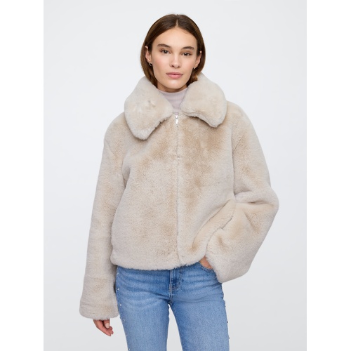 갭 100% Recycled Relaxed Faux-Fur Jacket