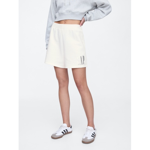 갭 Gap Logo Shorts