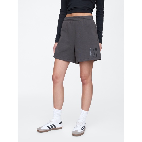 갭 Gap Logo Shorts