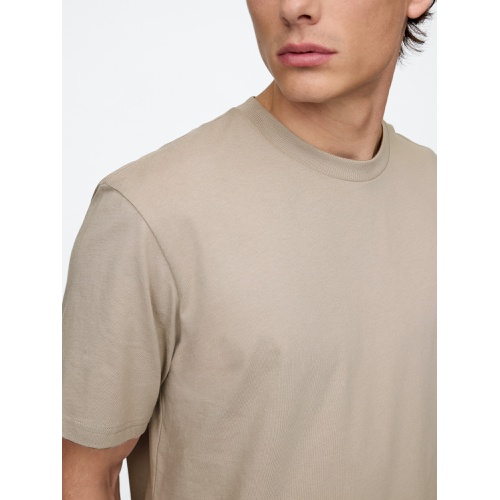 갭 Everyday Soft Relaxed Crewneck T-Shirt