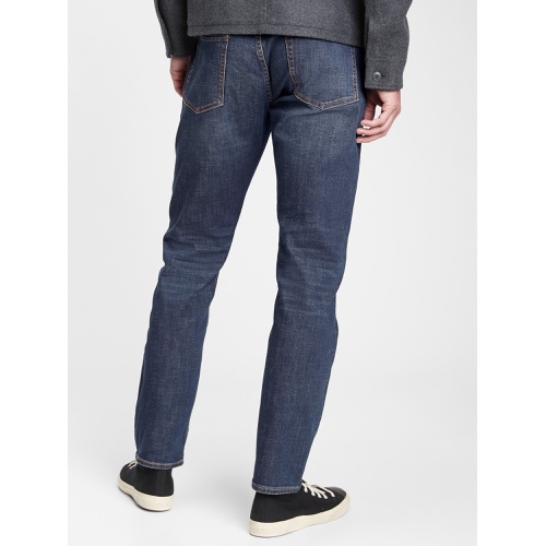 갭 Athletic Taper Jeans in GapFlex