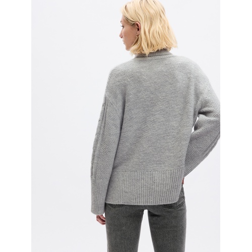 갭 24/7 Split-Hem Cable-Knit Sweater