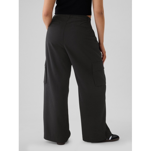 갭 365 High Rise Cargo Pleated Trousers