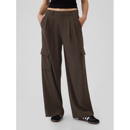 갭 365 High Rise Cargo Pleated Trousers