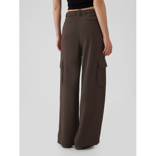 갭 365 High Rise Cargo Pleated Trousers