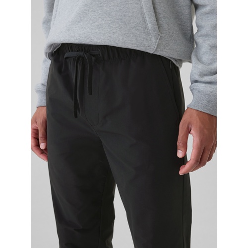 갭 GapFit Tech Pull-On Pants