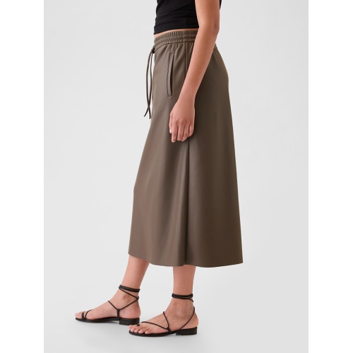 갭 Vegan Leather Midi Skirt