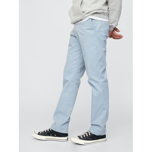 갭 Modern Khakis in Straight Fit with GapFlex