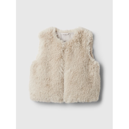 갭 Kids Recycled Faux Fur Vest