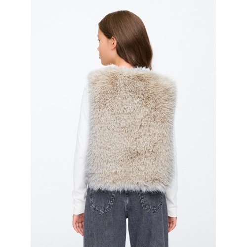 갭 Kids Recycled Faux Fur Vest