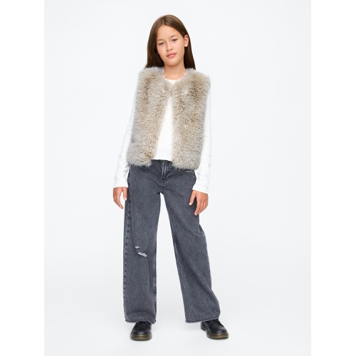 갭 Kids Recycled Faux Fur Vest