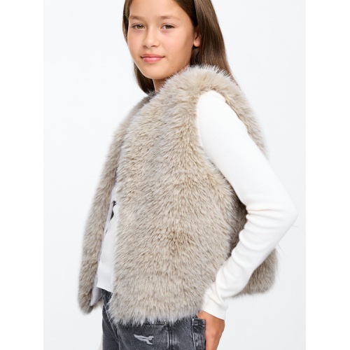 갭 Kids Recycled Faux Fur Vest