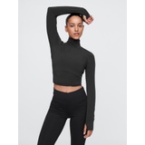 GapFit Breathe Turtleneck