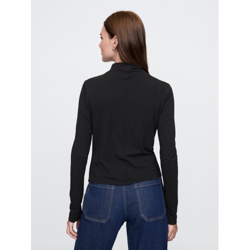 갭 Featherweight Turtleneck Top