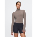 GapFit Breathe Turtleneck