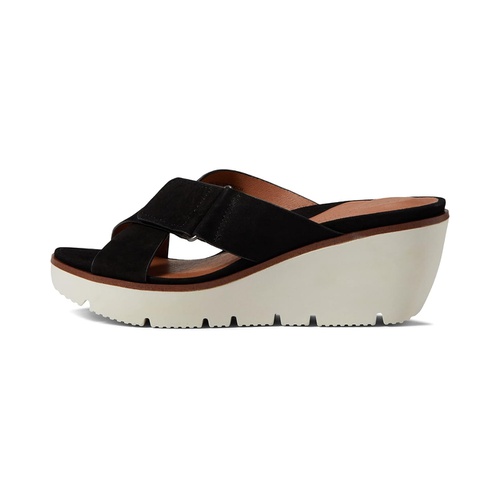  Gentle Souls by Kenneth Cole Lavern Wedge Mule