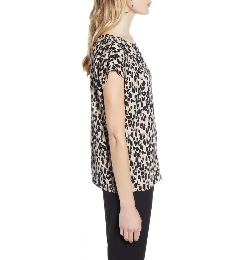  Halogen Cap Sleeve Blouse_TAN ABSTRACT ANIMAL PRINT