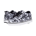 Heelys Pro 20 Prints Skate Shoe (Little Kid/Big Kid/Adult)