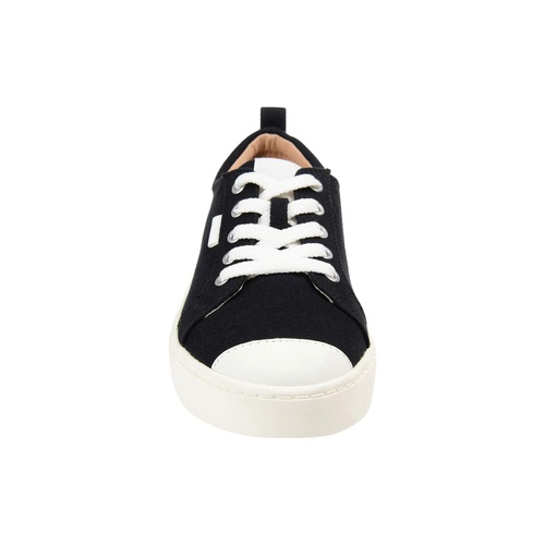  Journee Collection Comfort Foam Meesh Sneakers