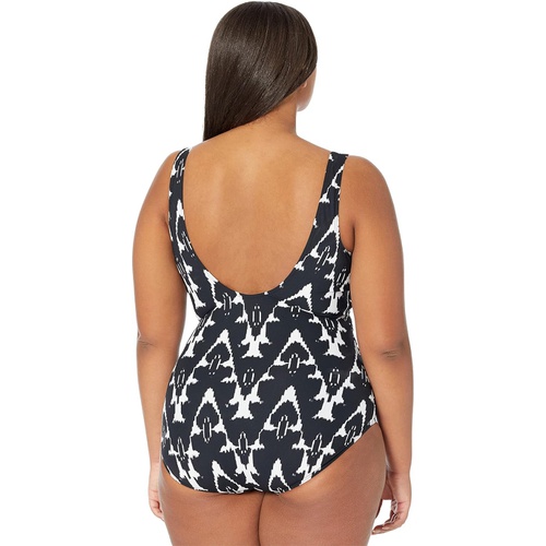  L.L.Bean Slimming Swimwear Tanksuit Print