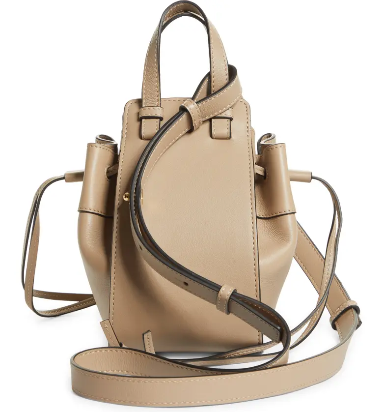 로에베 Loewe Mini Hammock Calfskin Leather Hobo Bag_SAND