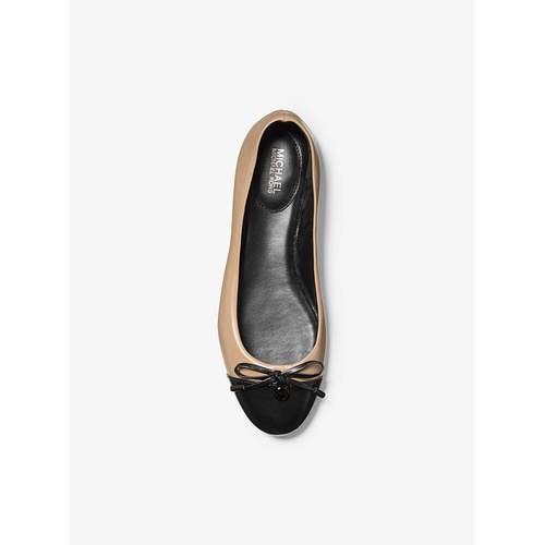 마이클코어스 MICHAEL Michael Kors Melody Two-Tone Ballet Flat