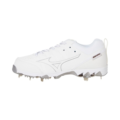  Mizuno 9 Spike Swift 7 Low Metal Softball Cleat