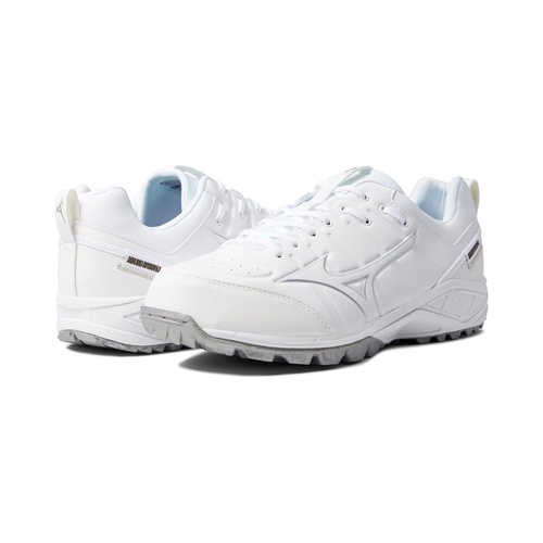  Mizuno Ambition 2 All Surface Low Turf Shoes