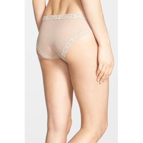  Natori Feathers Hipster Briefs_CAFE